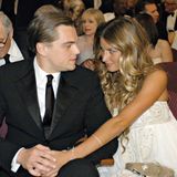 DiCaprio und seine Freundin, das Supermodel Gisele Bündchen, im Publikum bei einer Preisverleihung