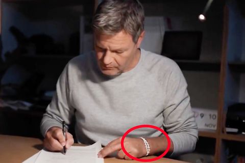 Habecks versteckte Botschaft im Video