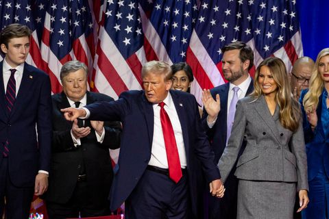 Donald Trump mit Ehefrau Melania auf seiner Wahlparty am 5.11.24.