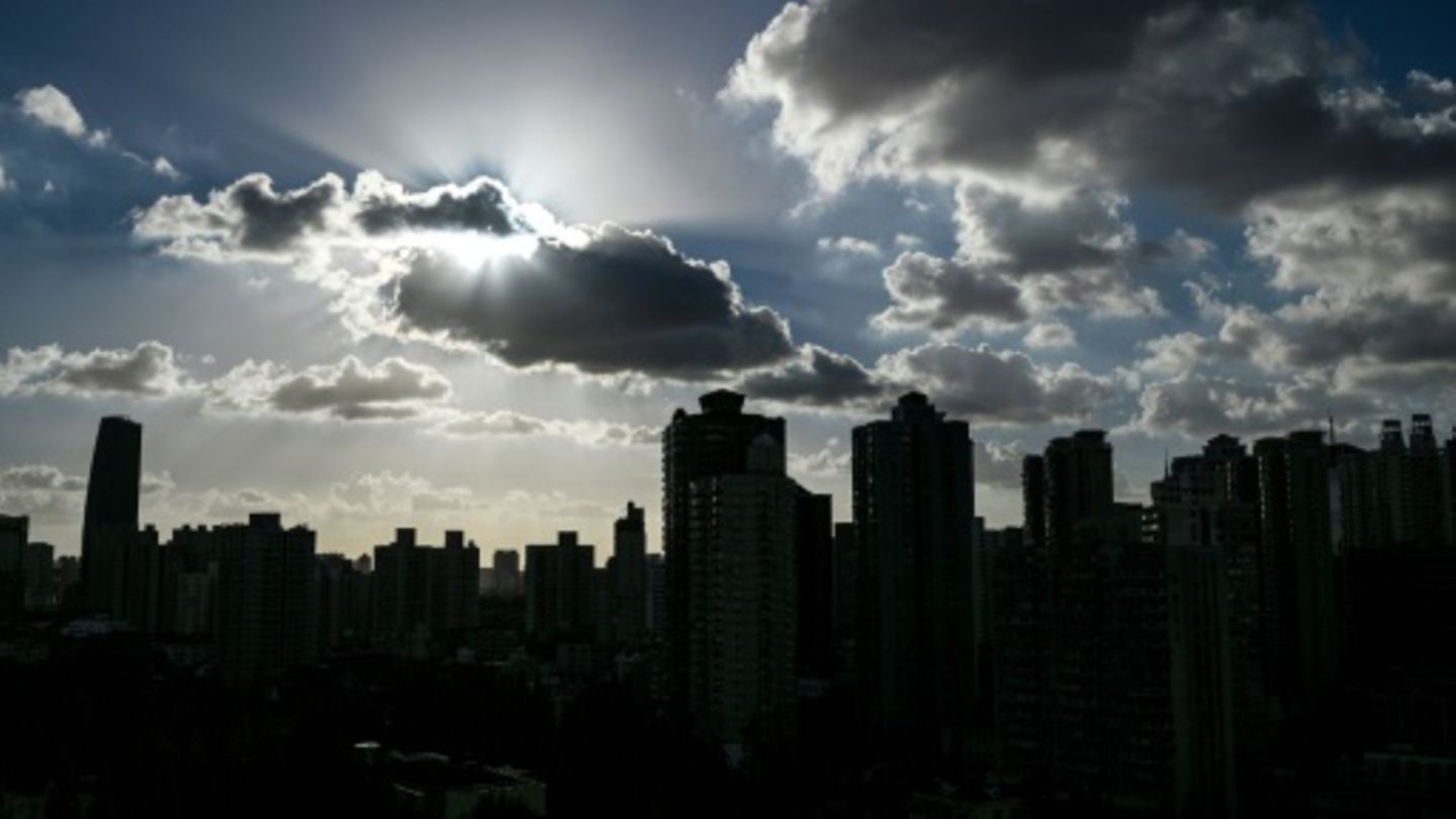 Himmel über Shanghai im September