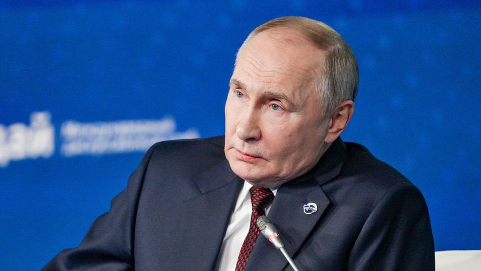 Nach Spekulationen, ob Wladimir Putin Donald Trump zu seiner Wiederwahl gratuliert, äußert sich der 72-Jährige nun - und signalisiert dabei Gesprächsbereitschaft.