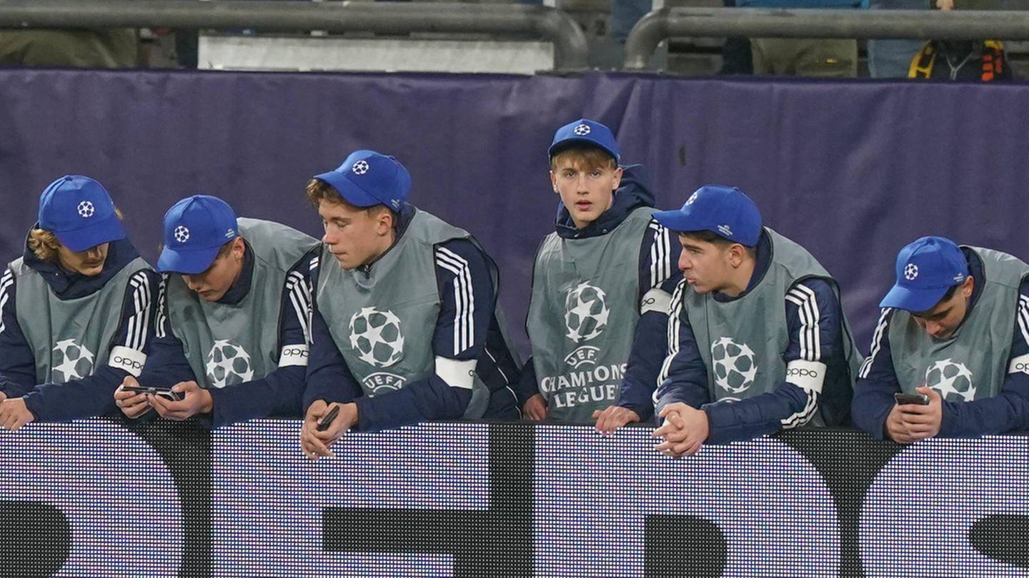 Reform im Fußball: Wie Ballkinder das Spiel beeinflussen – und warum damit bald Schluss sein könnte