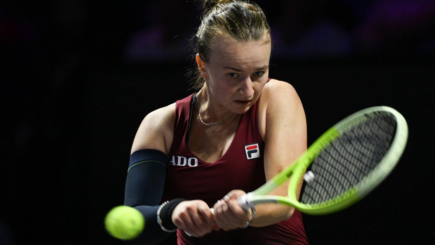 Barbora Krejčíková: Reporter lästert über Stirn der Wimbledon-Siegerin – Sender zieht Konsequenzen