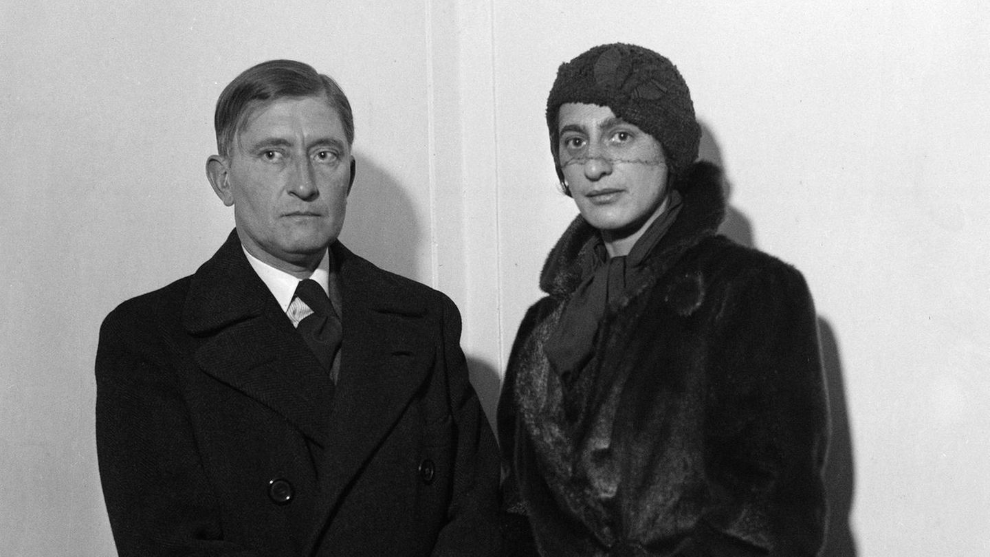 Anni Albers mit ihrem Ehemann Josef im Jahr 1933