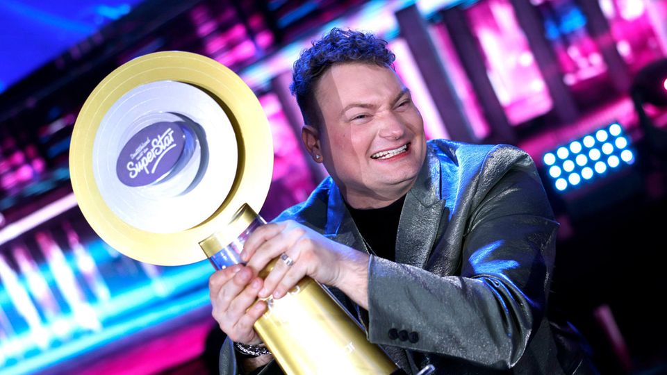 Erster TV-Auftritt nach DSDS-Sieg: Christian Jährig im Interview (Video)
