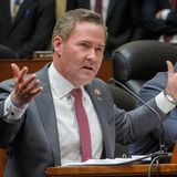 Trump will den wichtigen Posten des Nationalen Sicherheitsberaters mit dem Abgeordneten Mike Waltz besetzen. Der 50-jährige Kriegsveteran gilt als Verfechter eines harten Kurses gegenüber China und fordert ein Umdenken bei der amerikanischen Unterstützung der Ukraine im Krieg gegen Russland   