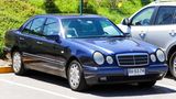 Oldtimer Mercedes-Benz W210