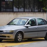 Oldtimer Opel Vectra B