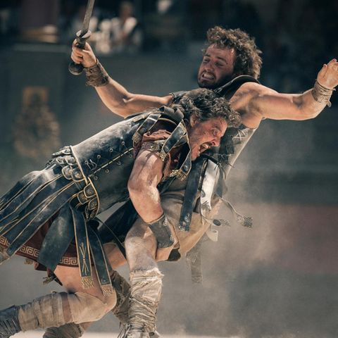 Pressefoto Filmszene Pedro Pascal und Paul Mescal in Gladiator II von Paramount Pictures