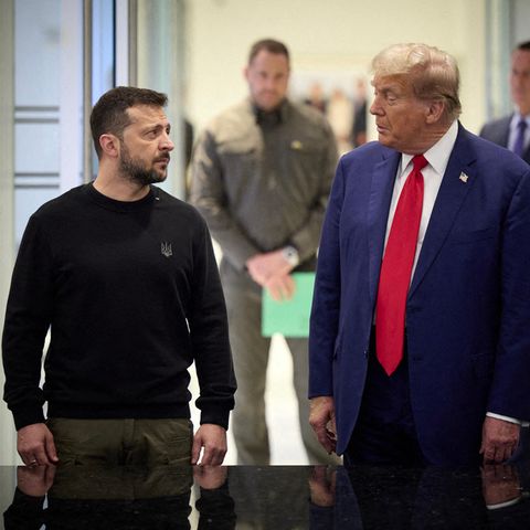 President of Ukraine Volodymyr Zelenskyj meeting with Donald Trump