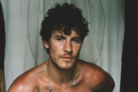 Porträtfoto von Sänger Shawn Mendes
