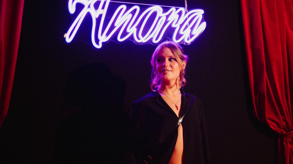 Stripperin neben dem Studium: Maria über ihren Job im Stripclub | STERN.de