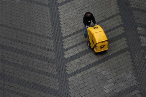 Postbote in Nürnberg im Jahr 2020