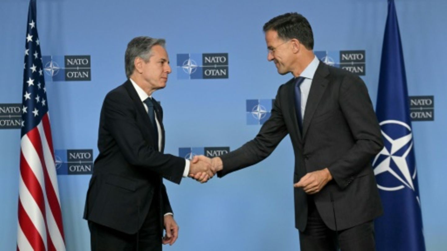 Blinken (li.) und Rutte