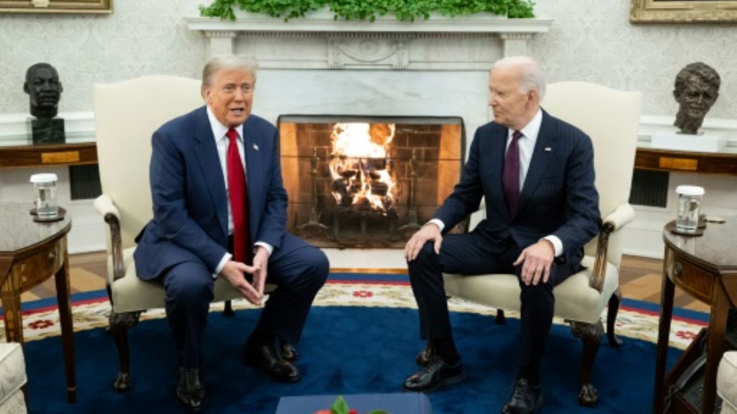 Trump und Biden im Oval Office