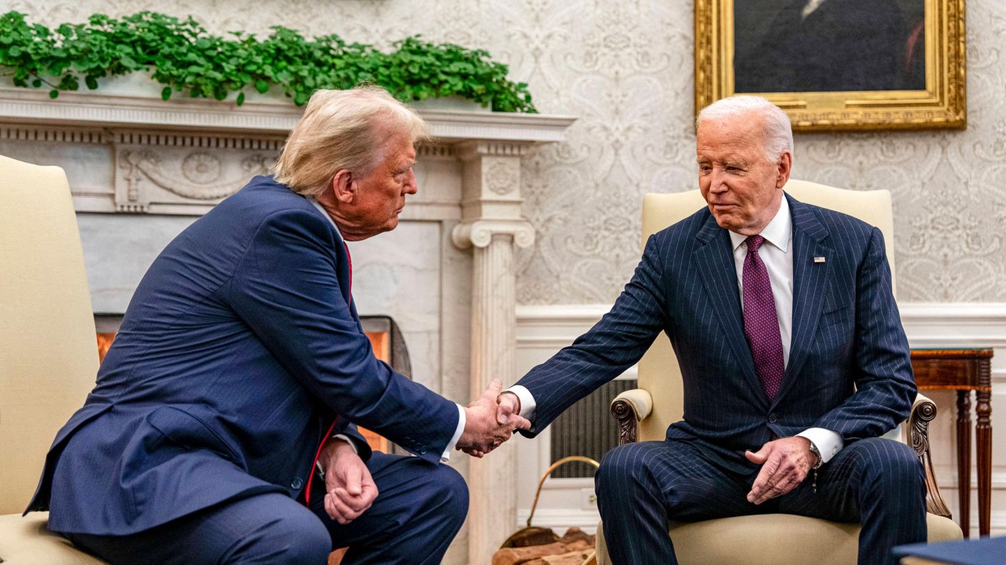 Joe Biden begrüßt Donald Trump im Weißen Haus