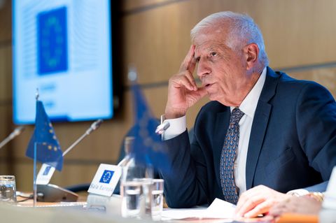 EU-Chefdiplomat Josep Borrell bei einer Pressekonferenz nach einem Treffen von Außenministern zum Gaza-Krieg