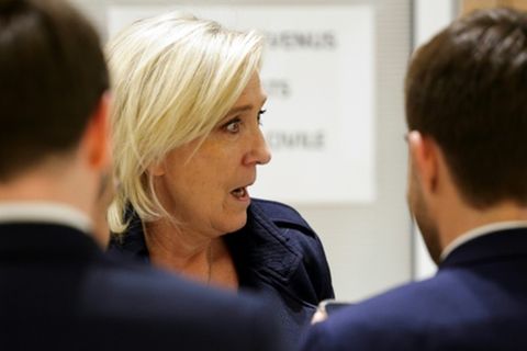 Le Pen nach dem Plädoyer der Staatsanwaltschaft