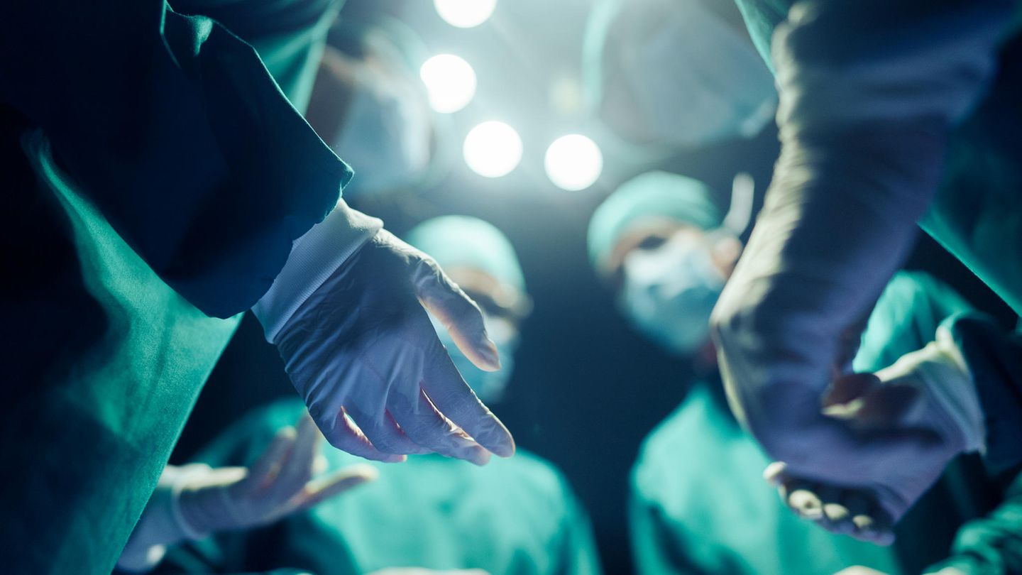 Pain: Woman has been living with a surgical needle forgotten in her vagina for 18 years