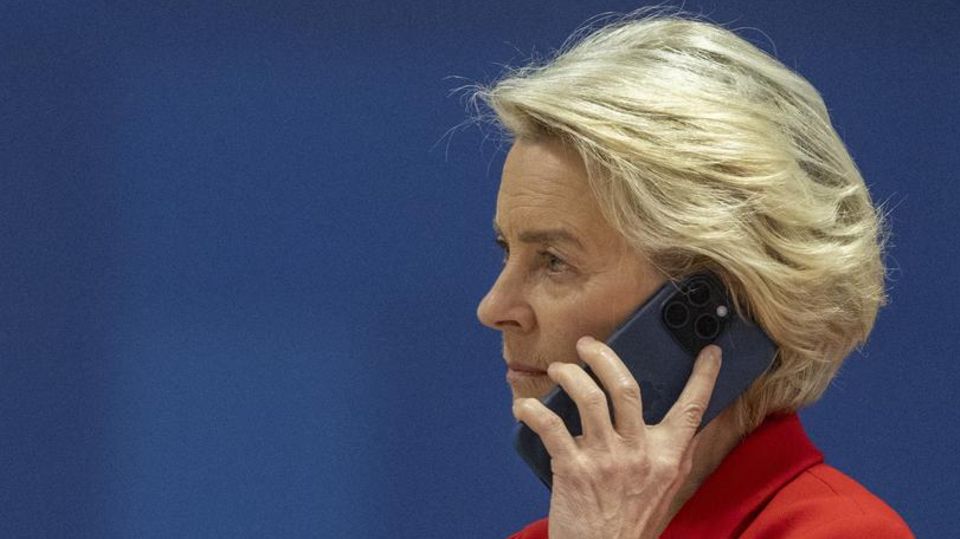 Flüchtige Nachrichten Die Sms Bombe Was Von Der Leyen Dem Pfizer Chef Schrieb - 7qssacb
