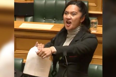 Protest im Parlament: Maori-Abgeordnete stören Sitzung mit Haka-Tanz