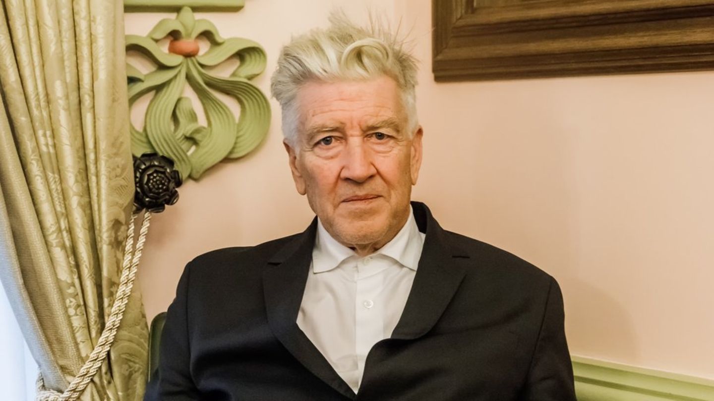 David Lynch hat chronische Lungenerkrankung: Er rauchte seit seinem achten Lebensjahr