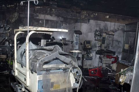 Ersten Erkenntnissen zufolge soll ein Kurzschluss den Brand in Indiens Bundesstaat Uttar Pradesh verursacht haben