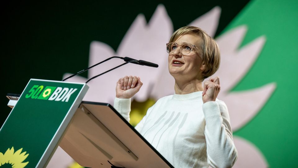 Franziska Brantner ist mit 78,15 Prozent als Grünen-Chefin gewählt Franziska Brantner spricht bei der Bundesdelegiertenkonferenz der Grünen