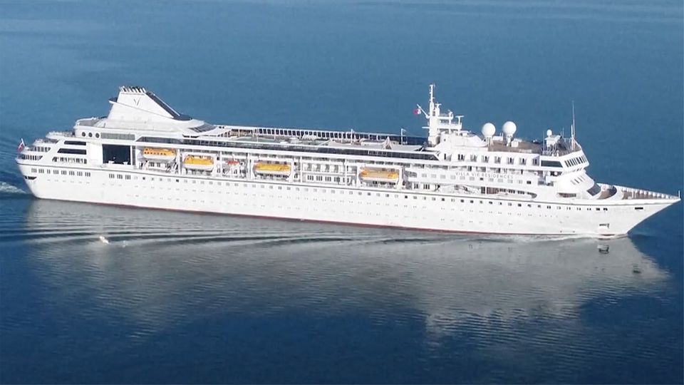 Anti-Trump-Kreuzfahrt: Reederei bietet "Flucht" für vierjährige Amtszeit an Anti-Trump-Kreuzfahrt: Reederei bietet "Flucht" für vierjährige Amtszeit an