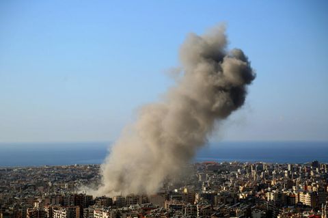 Rauchwolken über Beirut – nun zeigen sich die Hisbollah offenbar gesprächsbereit