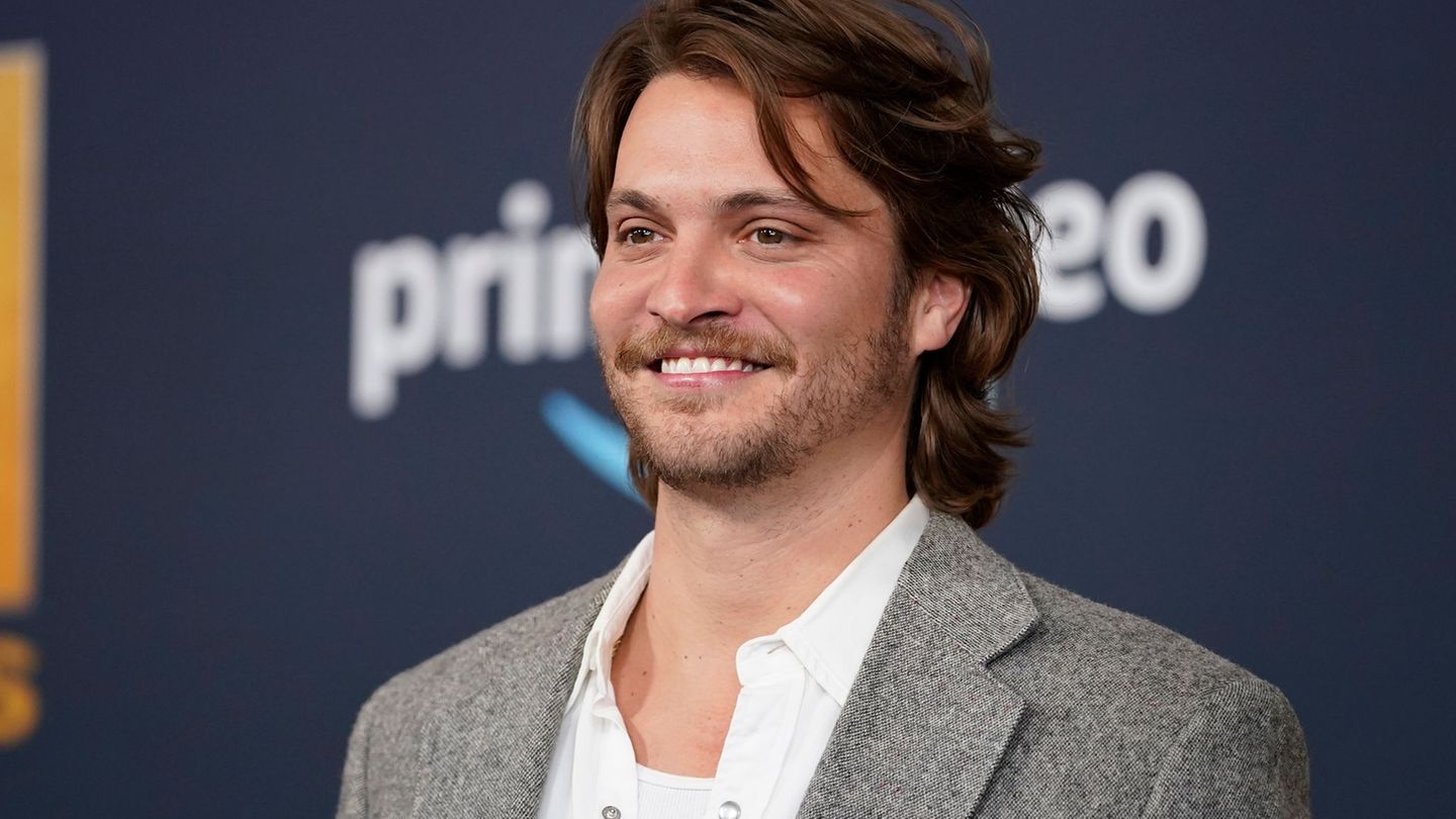 Leute: Luke Grimes: Sein Baby inspiriert seine Musik