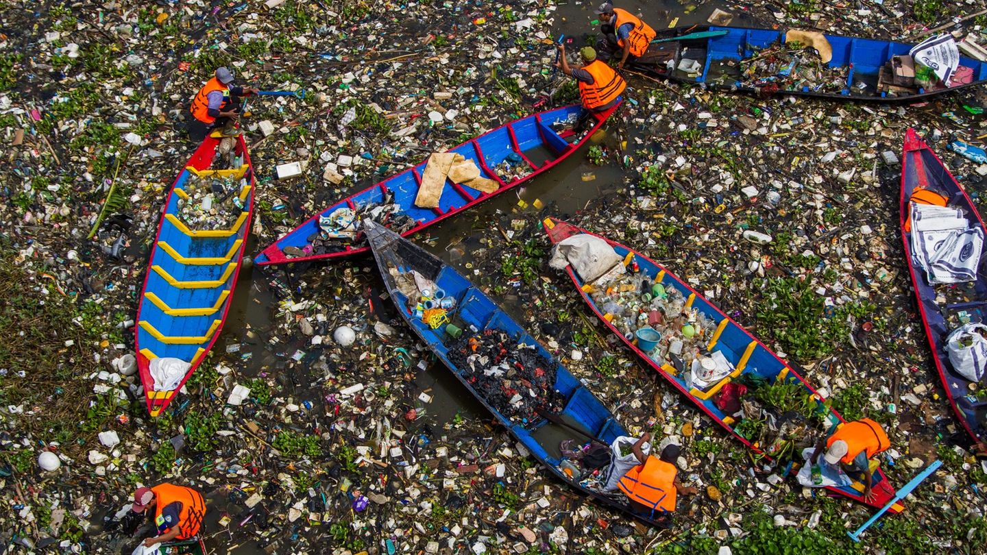 Studie vor UN-Plastikabkommen: Plastikmüll ließe sich durch vier Schritte stark verringern