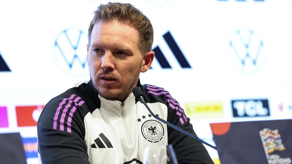 Julian Nagelsmann Bundestrainer Julian Nagelsmann verrät, dass es im Spiel gegen Ungarn viel Rotation geben wird.