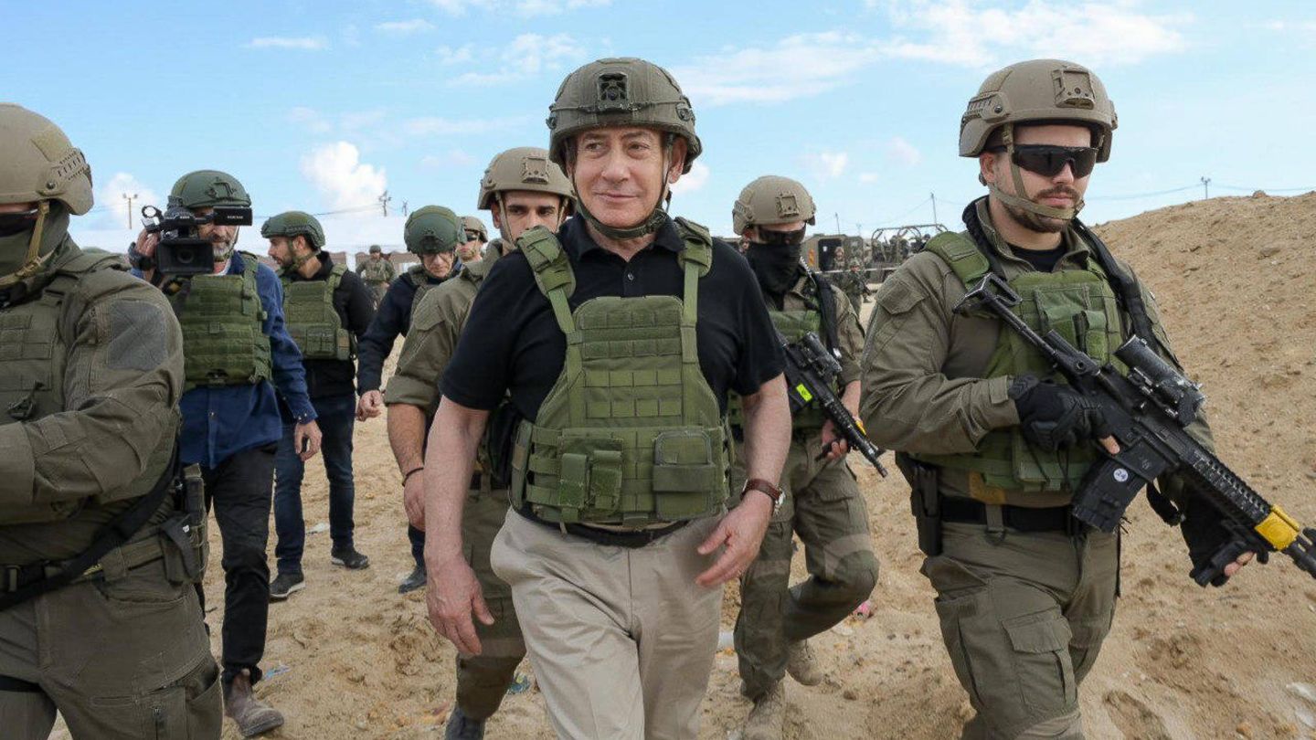 Gaza Strip: Netanyahu offers  million for each hostage