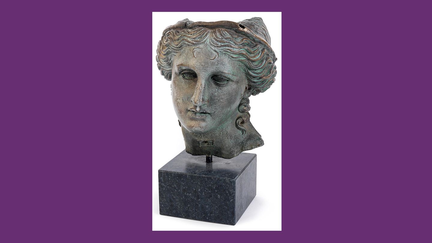 Ruth Maria Kubitschek Aphrodite