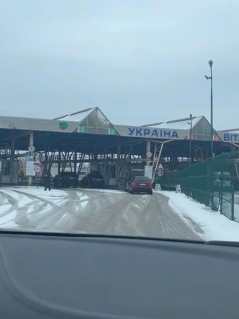 Die Geschichte einer Leihmutterschaft mit Hindernissen