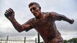 Statue von Lionel Messi in Buenos Aires