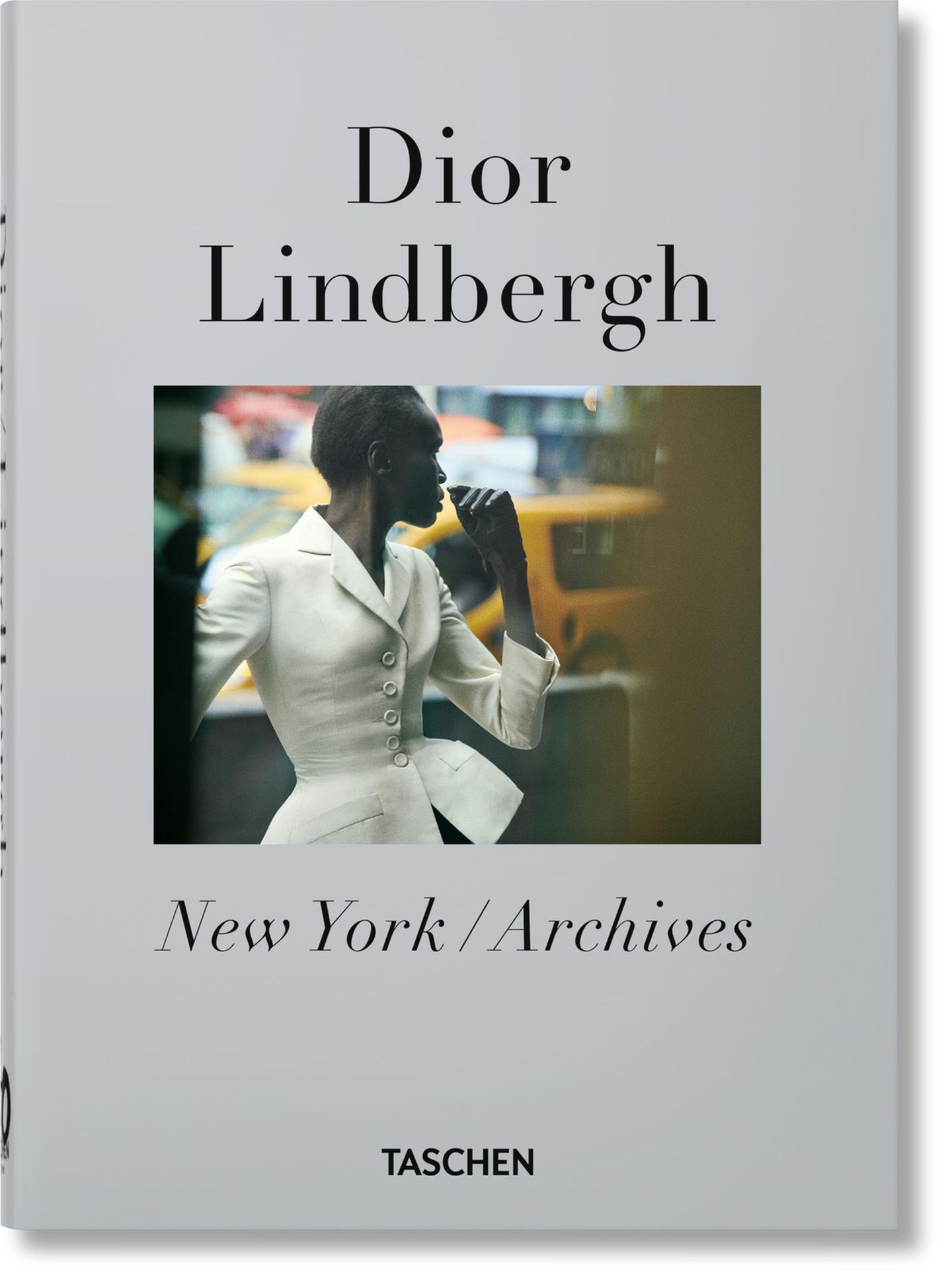 TASCHEN  Peter Lindbergh. Dior  Hardcover, 15,6 x 21,7 cm, 1,22 kg, 504 Seiten   25 Euro  www.taschen.com