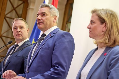 Ösi-Ampel: Babler, Nehammer, Meinl-Reisinger