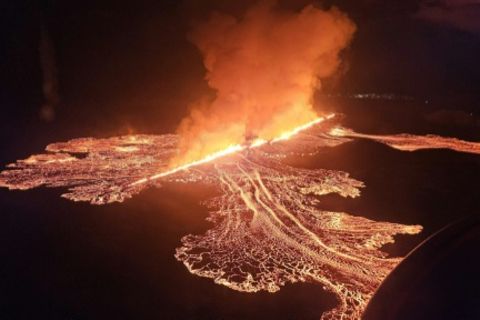 Bilder des Vulkanausbruchs bei Grindavik