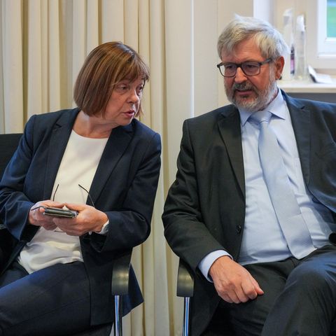 Ursula Nonnemacher and Axel Vogel after being sworn in as executive ministers in Brandenburg