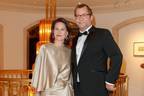 Annalena Baerbock und ihr Mann Daniel Holefleisch beim Bundespresseball vor eineinhalb Jahren im Hotel Adlon
