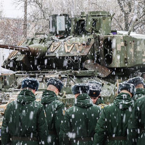 Jung und hoch verschuldet: Manchen Russen bleibt keine andere Wahl, als in den Krieg gegen die Ukraine zu ziehen