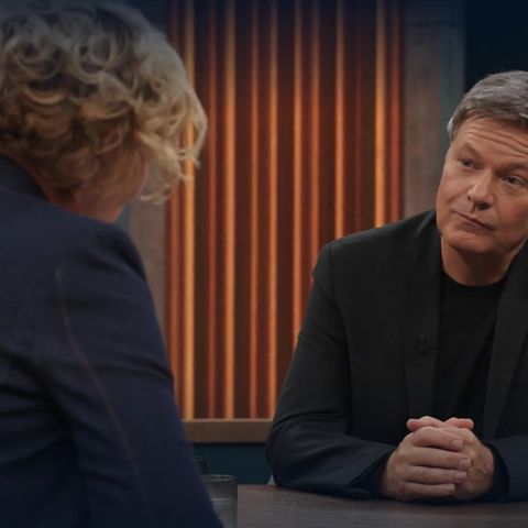 Robert Habeck with Caren Miosga