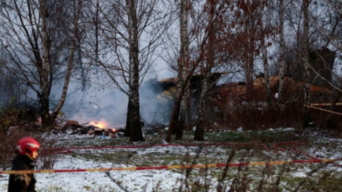 Flugzeugwrack in der Nähe des Flughafens von Vilnius