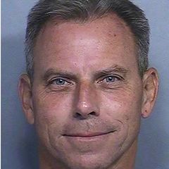 Erik (l.) und Lyle Menendez