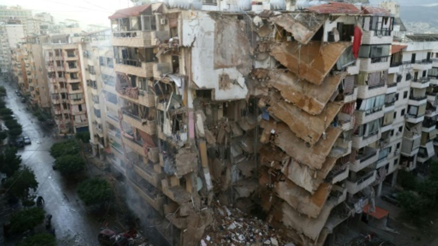 Zerstörtes Gebäude in Vorort von Beirut
