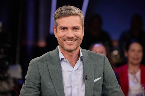 Über Schulden und Schultoiletten wird in "Die 100", moderiert von Ingo Zamperoni, diskutiert