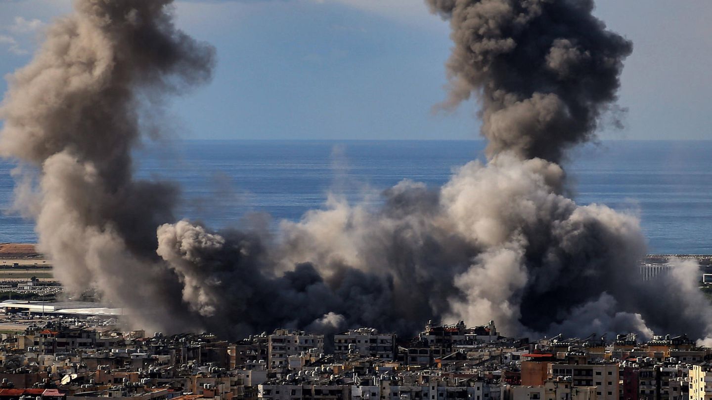 Lebanon and Israel agree on a ceasefire: a little peace
