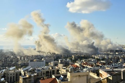 Rauch über Vierteln Beiruts nach israelischen Angriffen